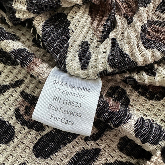 Women's Southern Breeze 2XL Beige Black Leopard Textured V-Neck Beach Cover Up - Picture 4 of 7